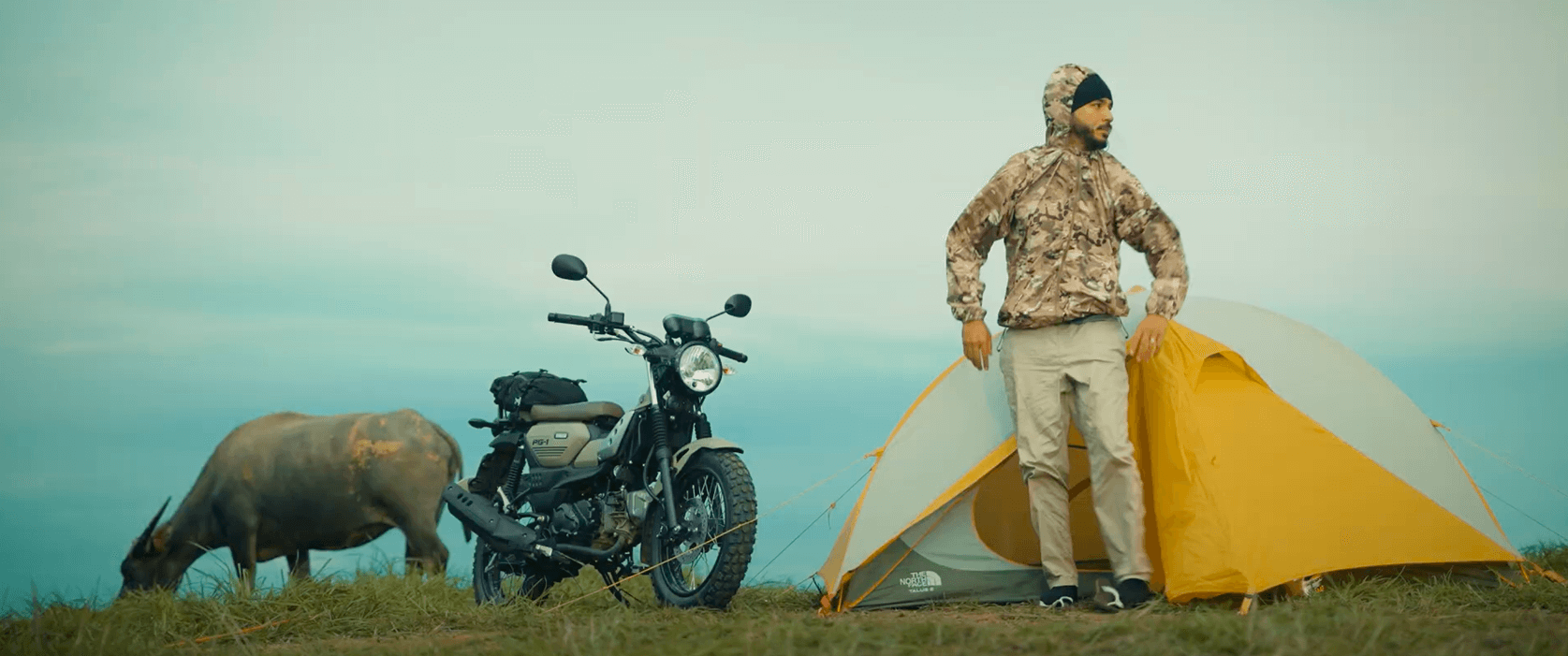 rider stopped to take a rest